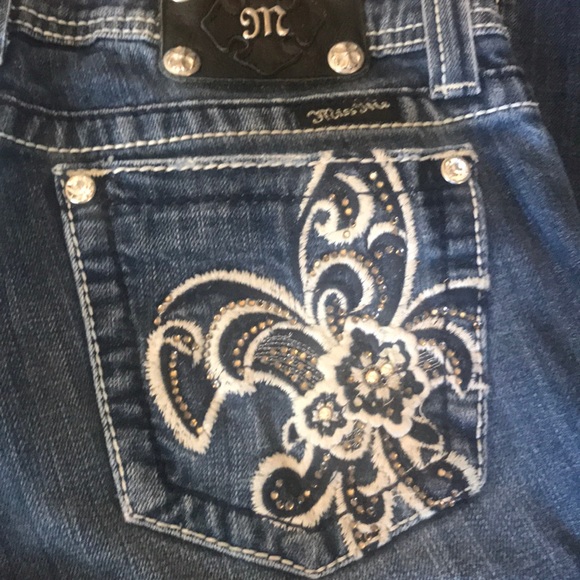 Miss Me Boot Cut jeans - Picture 5 of 5